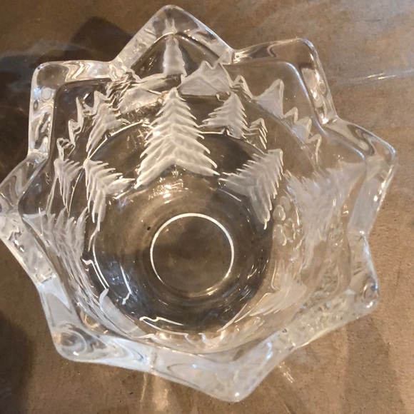 Gorgeous Frosted Candle Holders - Picture 4 of 7